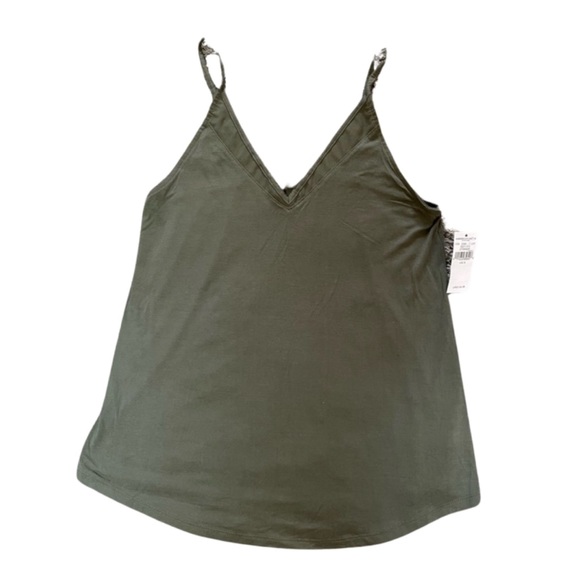 American Eagle Outfitters Tops - AE 🦅 | NWT❗️Women’s Soft & Sexy V-neck Tank Top